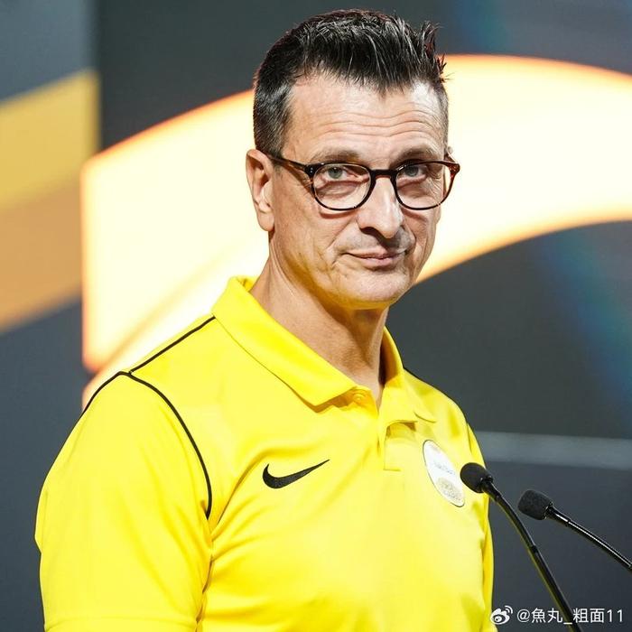 关于瓦伦西亚主帅辞职,球队陷入困境的信息 关于瓦伦西亚主帅辞职,球队陷入困境的信息