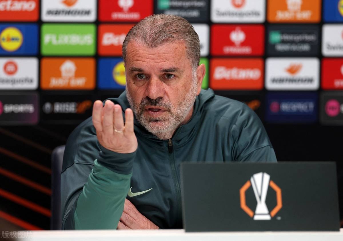 狼队主场告负,遭托特纳姆热刺绝杀 狼队主场告负,遭托特纳姆热刺绝杀