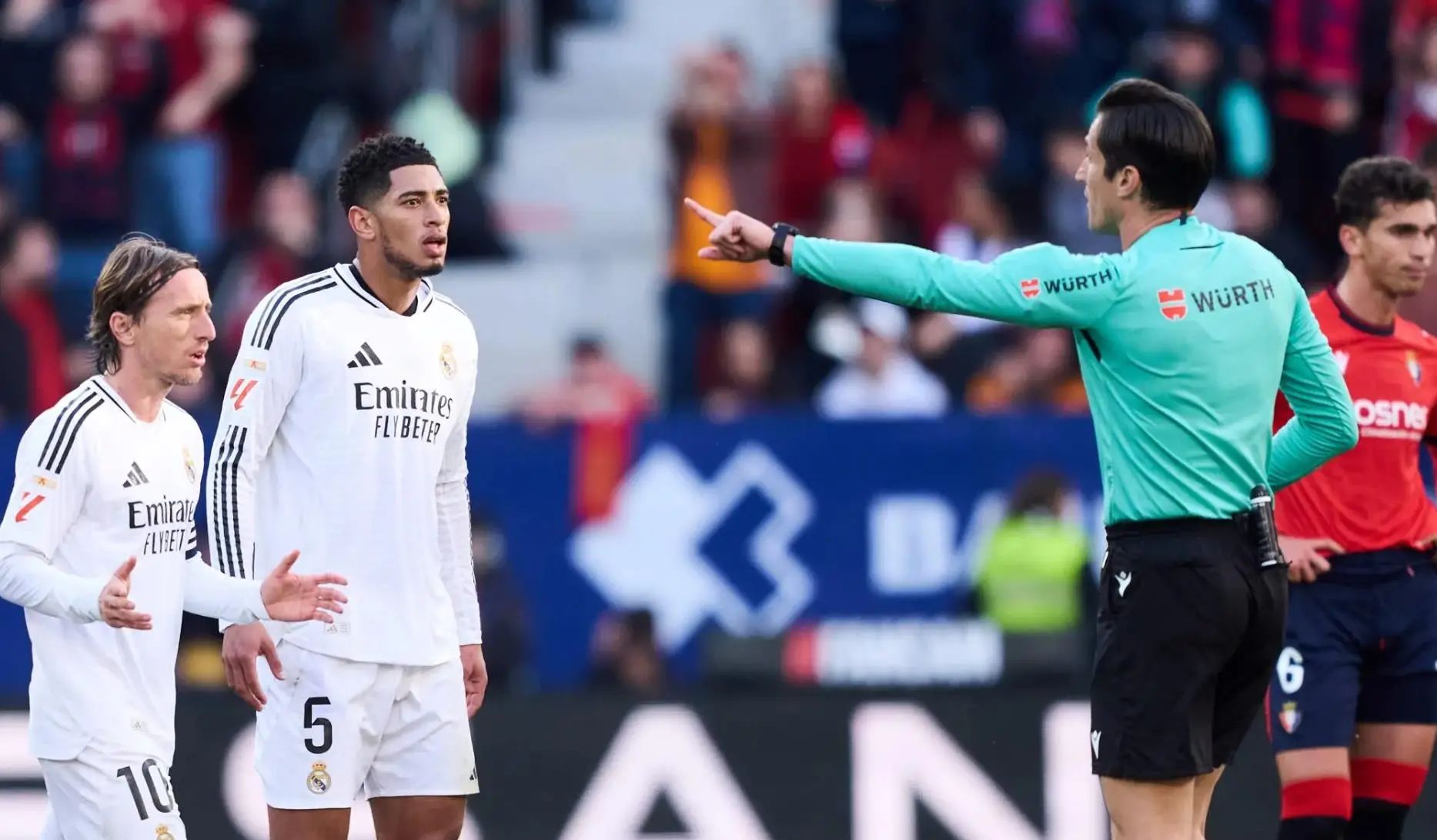 蒂亚戈破门,拜仁慕尼黑客场击败皇家社会的简单介绍 蒂亚戈破门,拜仁慕尼黑客场击败皇家社会的简单介绍