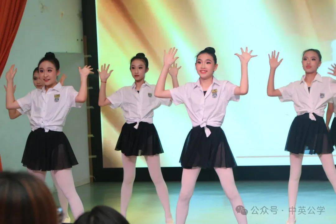 年轻队员闪耀舞台,技艺超群令人惊叹的简单介绍 年轻队员闪耀舞台,技艺超群令人惊叹的简单介绍