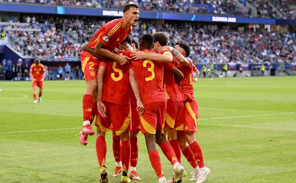 包含小组赛欧冠:德国爆冷西班牙,热议不断的词条 包含小组赛欧冠:德国爆冷西班牙,热议不断的词条