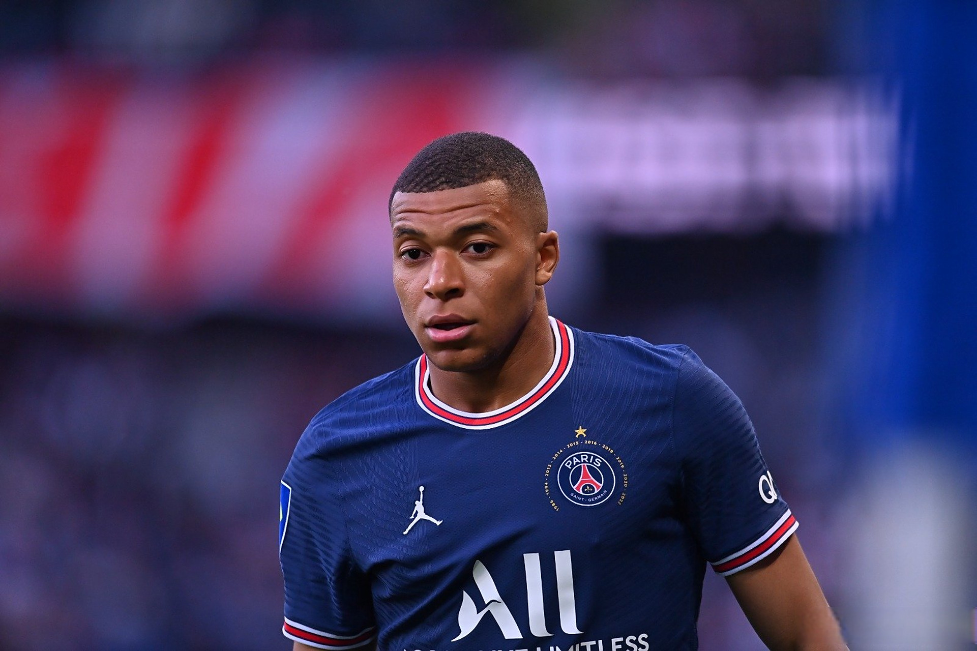 瓦朗谢纳主场击败特鲁瓦,法甲积分榜排名晋升两位的简单介绍 瓦朗谢纳主场击败特鲁瓦,法甲积分榜排名晋升两位的简单介绍