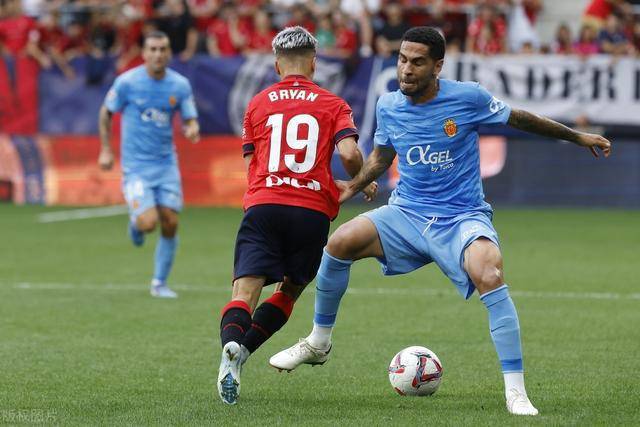 包含奥萨苏纳主场大胜赫罗纳,势不可挡的词条 包含奥萨苏纳主场大胜赫罗纳,势不可挡的词条