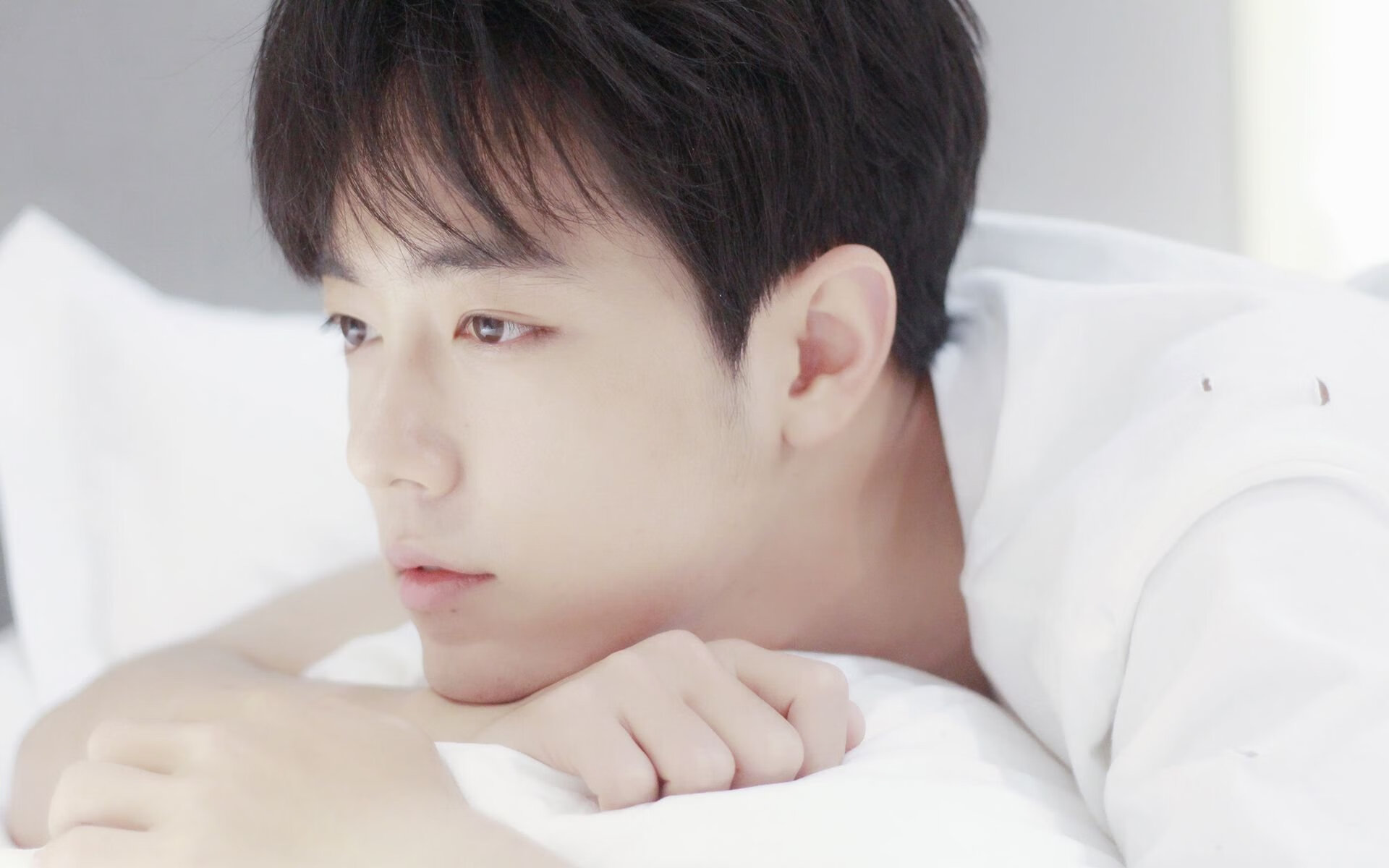 尤文横扫阿根廷,门迪在F1新赛季揭幕战接管比赛,对抗风暴中的个人与集体诗篇